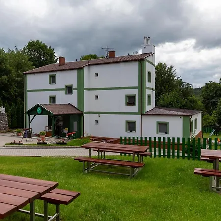 Feher Sas Panzio Bed & Breakfast *