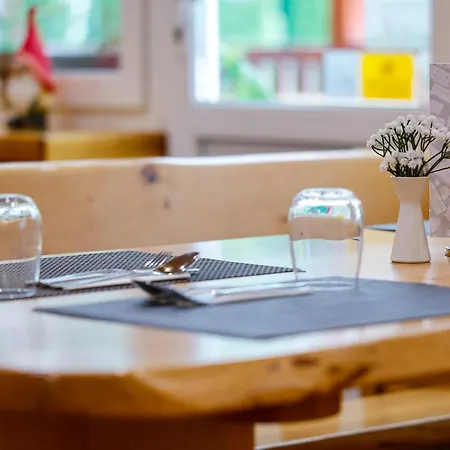 Feher Sas Panzio Bed & Breakfast 3*