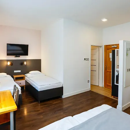 Feher Sas Panzio 3* Bánkút