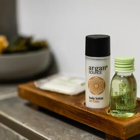 ベッド・アンド・ブレックファスト Feher Sas Panzio 3*