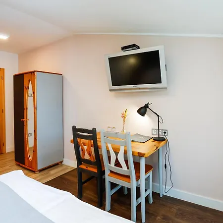 Bed & Breakfast Feher Sas Panzio Bánkút
